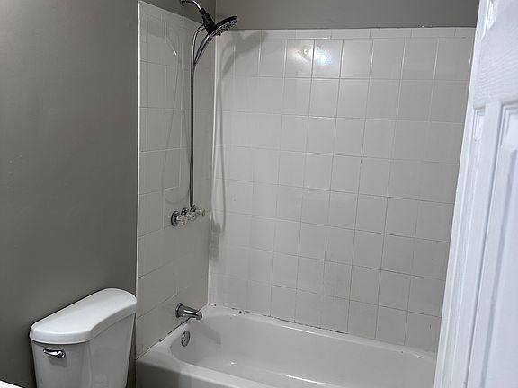 Bathroom 2 (tub and shower combo)