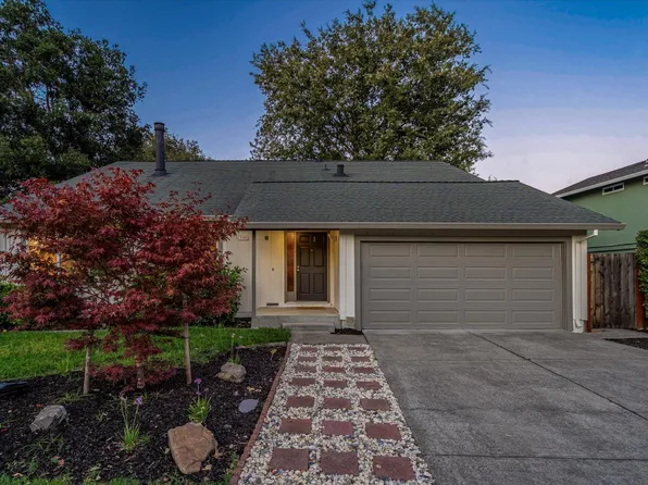 2140 Alejandro Drive, Santa Rosa, CA 95405