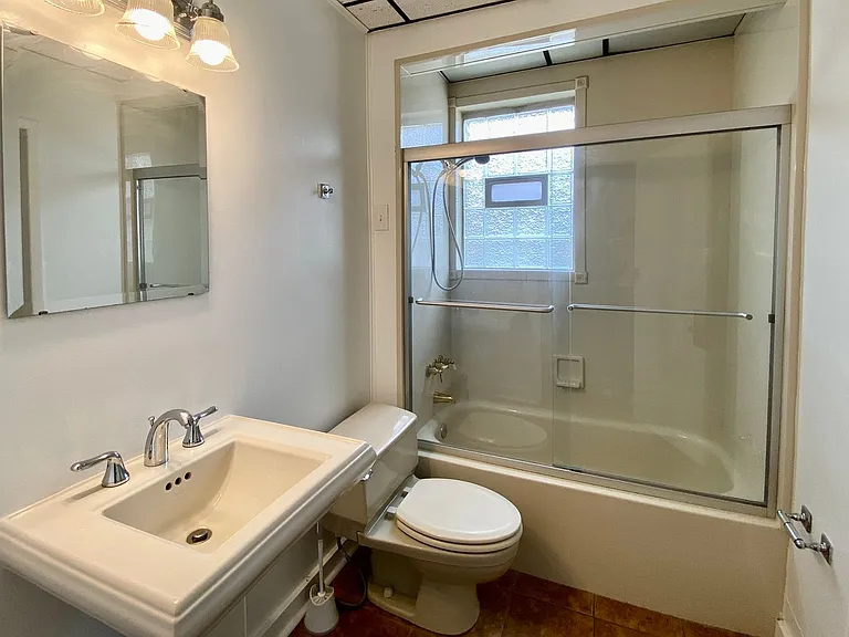 4200 Marburg Ave — Photo 11