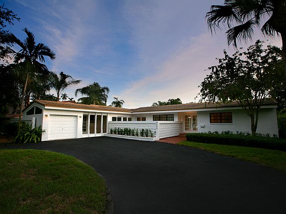 2nd image of 4850 Biltmore Dr