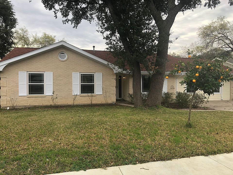 1st image of 3138 Leyte St
