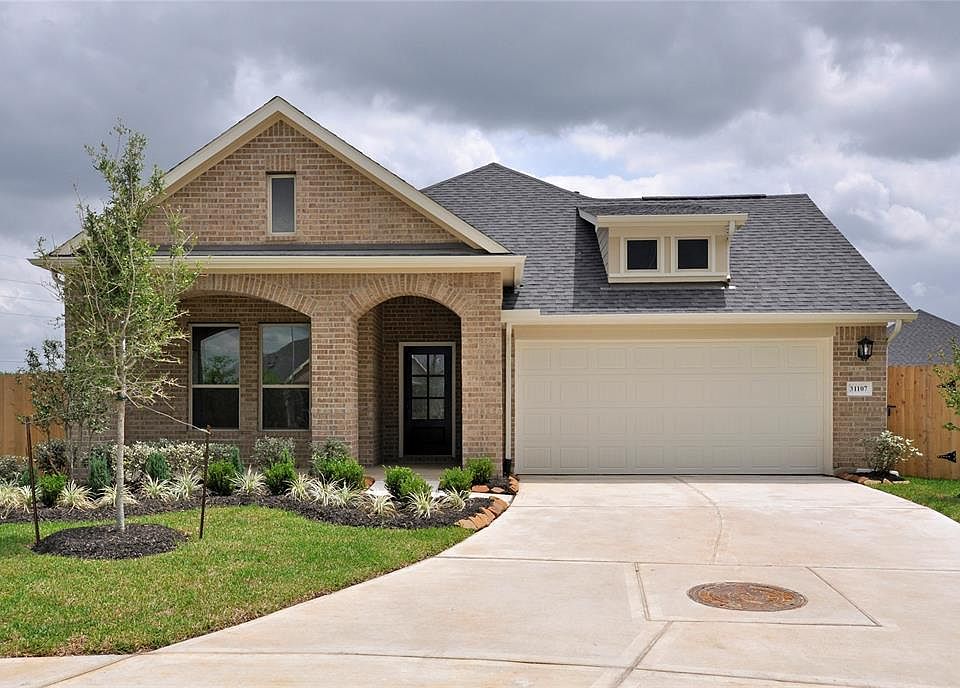 1st image of 31107 Gulf Cypress Ln