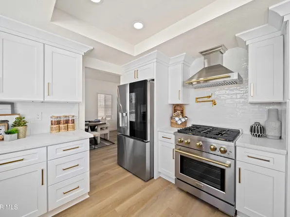 2143 Westminster Dr, Palmdale, CA 93550