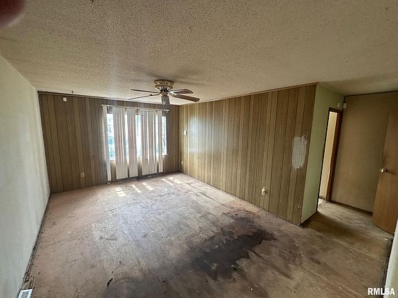 2nd image of 801 Buckingham Rd