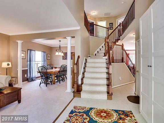 3rd image of 5289 Gunston Hall Dr