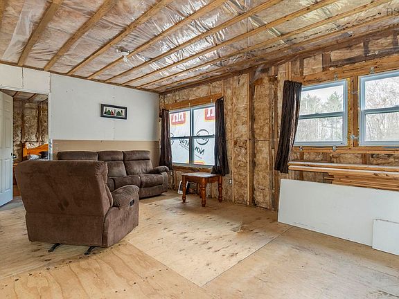 5th image of 741 Westfield Rd