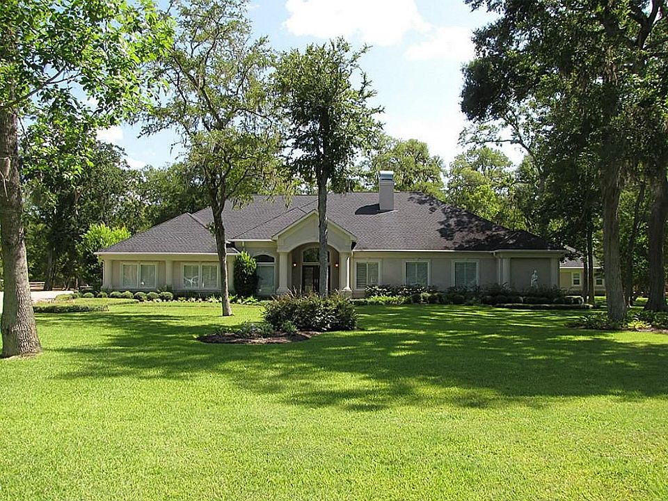 1st image of 3110 River Forest Dr