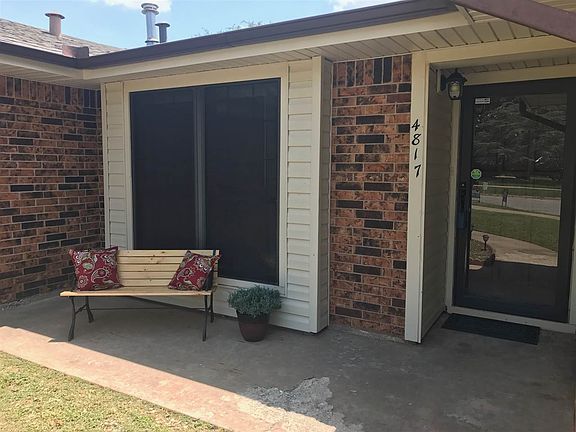 2nd image of 4817 NE Winfield Cir