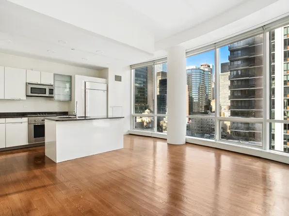 250 East 49th Street image 1 of 6