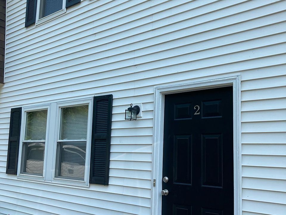 1st image of 3055 McKinley Pkwy #2