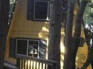 24071 Lakeview Dr, Crestline, CA 92325