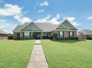 607 Edgewood Crossing Cv, Brandon, MS 39042