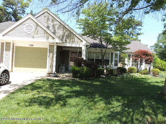 2nd image of 1197B Thornbury Ln