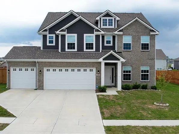 1022 Long Stand Dr, Greenwood, IN 46143