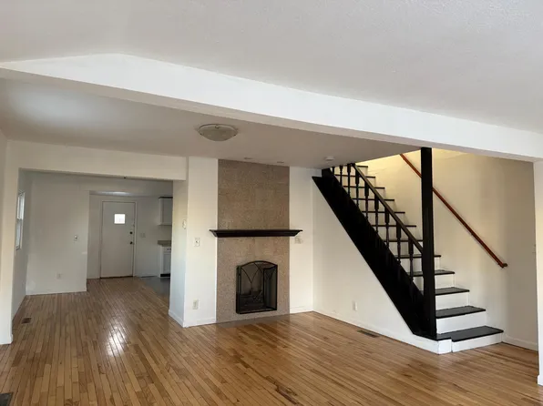 1160 Beech St, Saint Paul, MN 55106