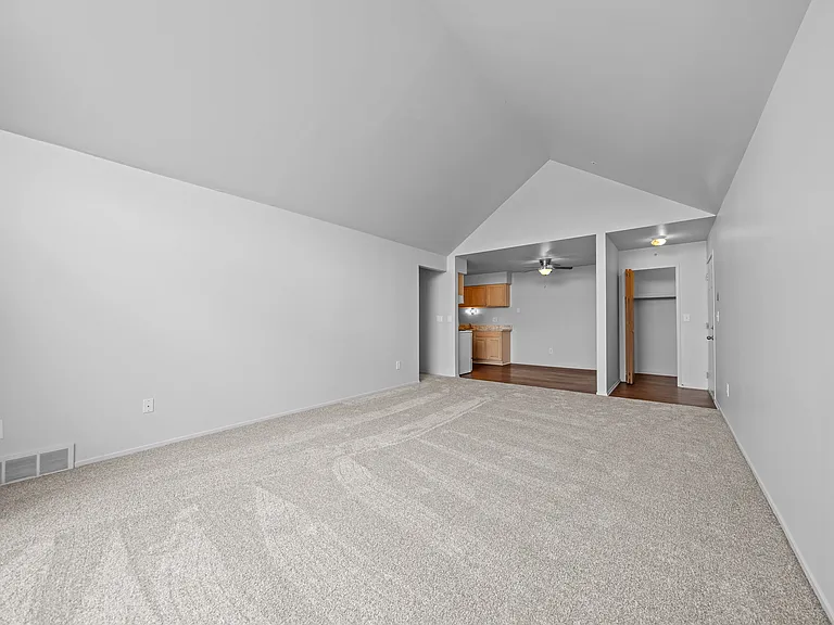 Huge 2 bedroom apartment at Prentiss Pointe Apartments in Harrison Township, MI