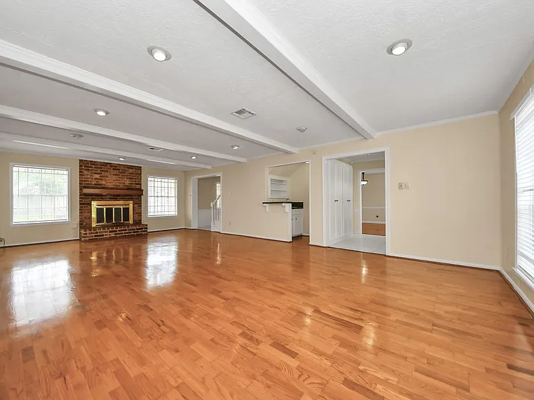 11411 Briar Forest Dr — Photo 12