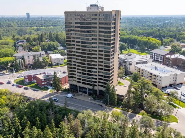 9929 Saskatchewan Dr NW #303, Edmonton, AB T6E 5J9