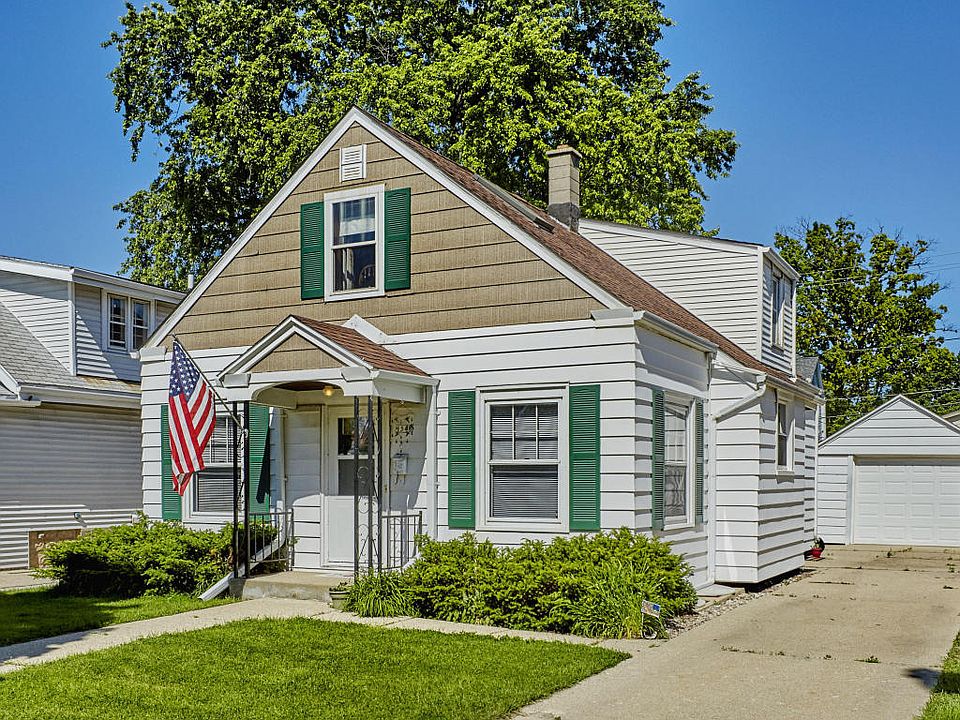 1st image of 1548 S 92nd St