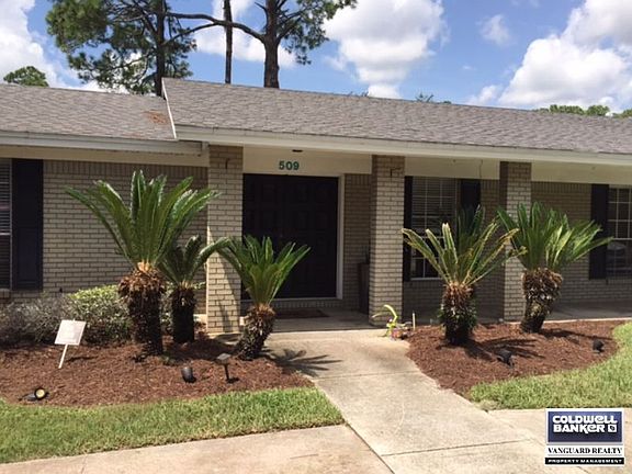3rd image of 509 Sunset Dr