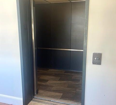 3rd image of 122 W Broughton St #303