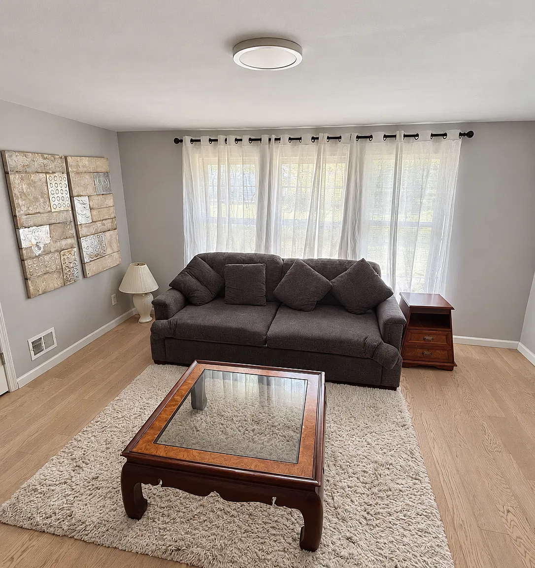 2 bed, 1228 sqft, $2,400 — Photo 3