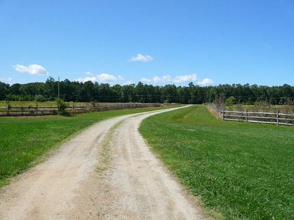 4th image of 16130 John Clayton Memorial Hwy