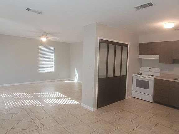 4th image of 3128 NW 18th St
