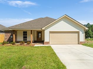 23 Augustine Dr, Hattiesburg, MS 39402