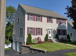 39 Beacon St, Stoneham, MA 02180