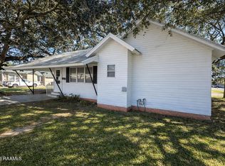 201 N Charles Campbell Ave, Abbeville, LA 70510