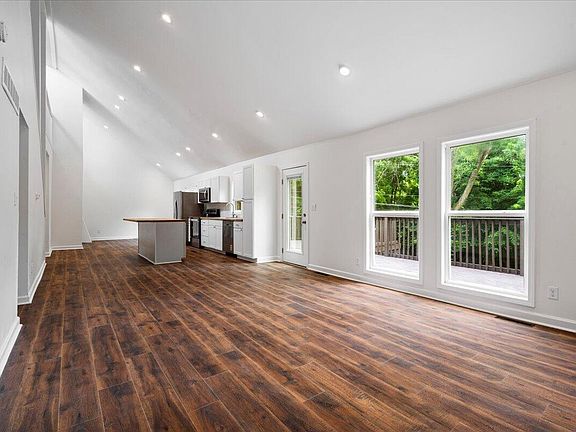 3rd image of 3452 Freeland Ct