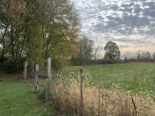 218 19970th Pike, Bowling Green, MO 63334