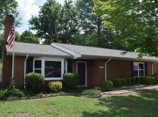 1502 Berwyn Dr, Maryville, TN 37803