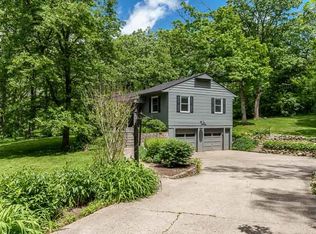 8724 Burr Oak Rd, Roscoe, IL 61073