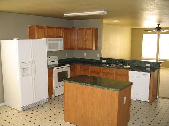 Kitchen w/ Island View