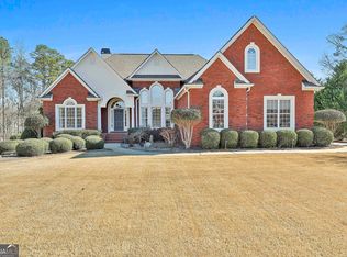 105 Lake Park Ct, Sharpsburg, GA 30277