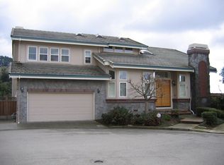 3 Bay Forest Pl, Oakland, CA 94611