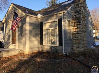 1128 SW Webster Ave, Topeka, KS 66604