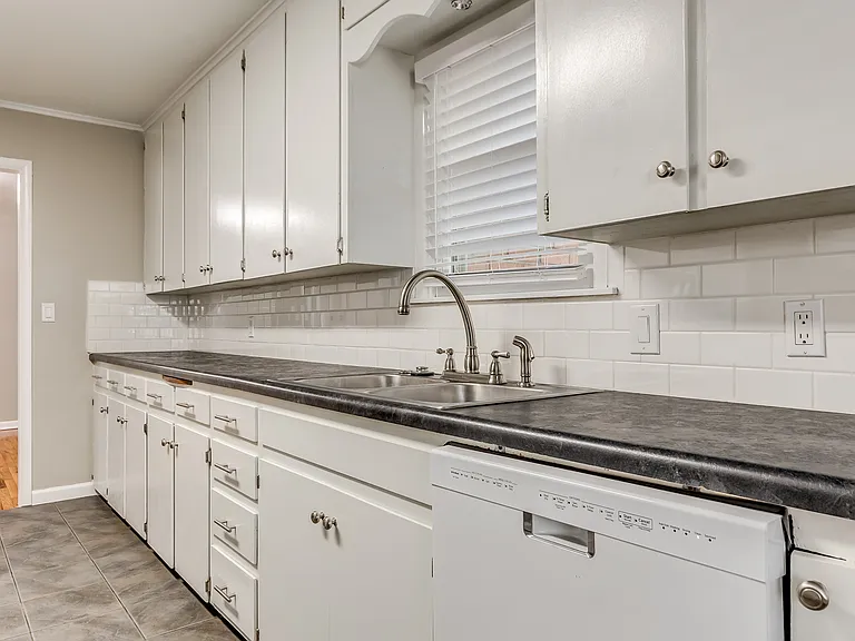 4007 Morgan Ave — Photo 12