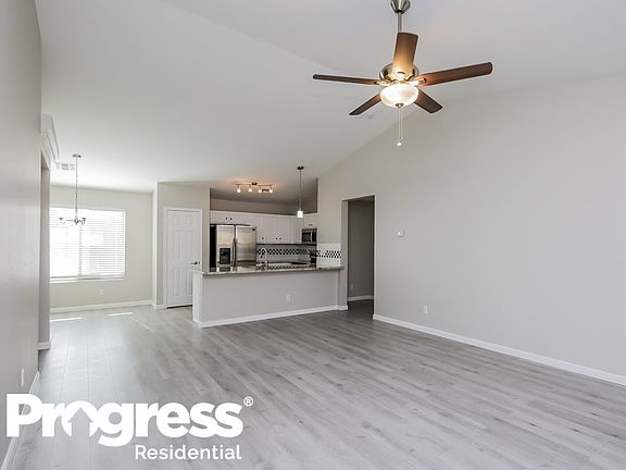 5th image of 34153 N Alison Dr