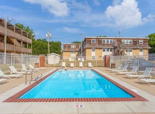 1306 34th St APT 42, Des Moines, IA 50311