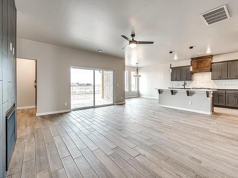 109 Carlow Way — Photo 18