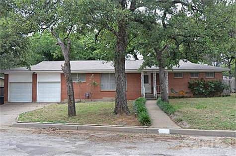 2nd image of 601 Morningside Dr