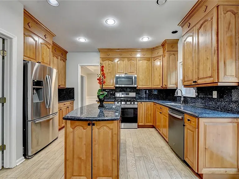 2835 Crestmont Ct — Photo 25