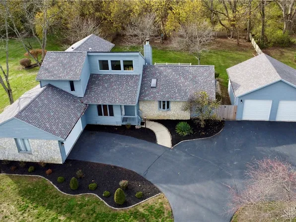 2767 Quail Ridge Dr, New Carlisle, OH 45344