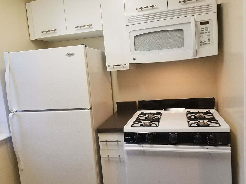 1st image of 188-30 87th Dr #22