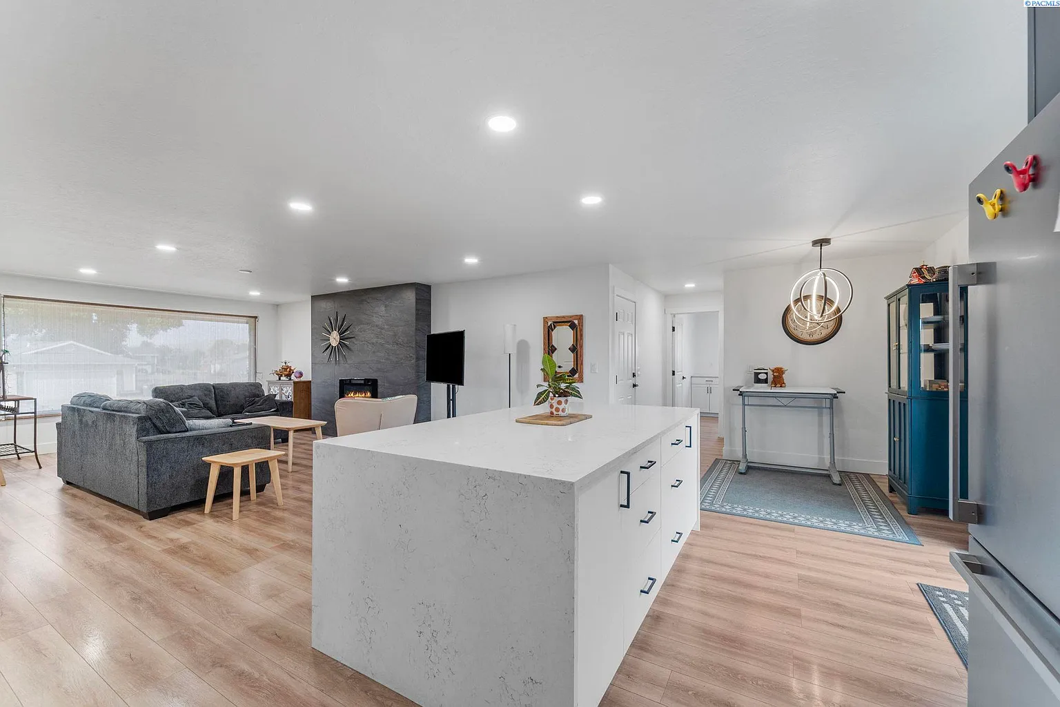 10013 W Argent Rd photo 1