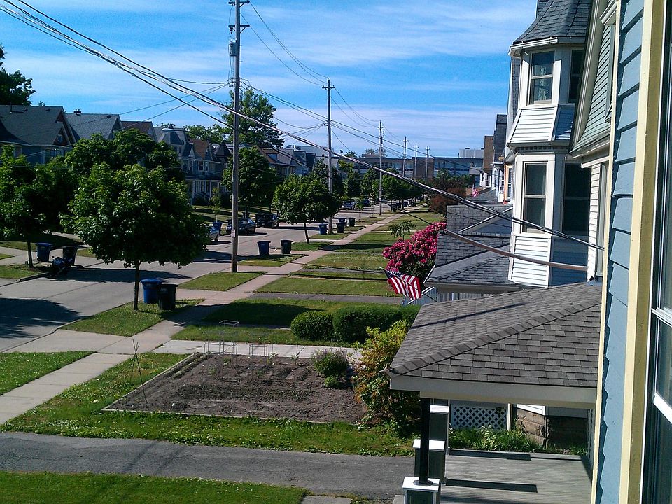 1444 Robinwood Ave Lakewood OH Zillow