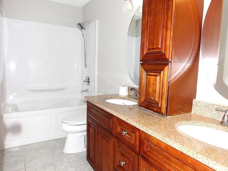 2515 Pressmen Dr — Photo 49